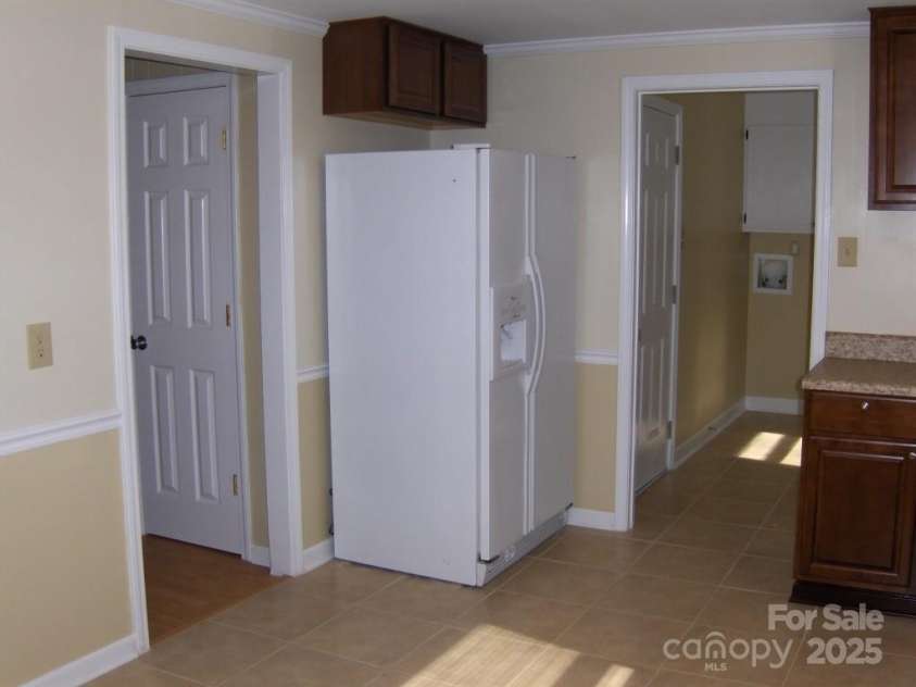 134 Crystal Circle, Mooresville, NC 28117.  MLS# CAR4263916, YatesRealty ID 18622. 