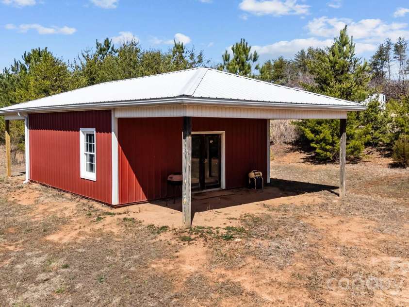 297 Brooks Road Extension, Bostic, NC 28018.  MLS# CAR4234107, YatesRealty ID 18624. 