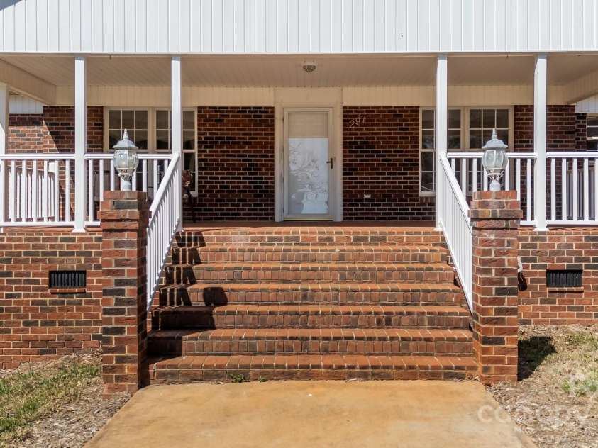 297 Brooks Road Extension, Bostic, NC 28018.  MLS# CAR4234107, YatesRealty ID 18624. 