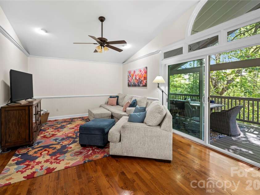 1801 Riverview Court, Hendersonville, NC 28739.  MLS# CAR4373353, YatesRealty ID 18626. 