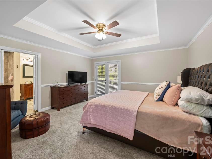 1801 Riverview Court, Hendersonville, NC 28739.  MLS# CAR4373353, YatesRealty ID 18626. 