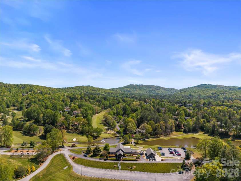 1801 Riverview Court, Hendersonville, NC 28739.  MLS# CAR4373353, YatesRealty ID 18626. Cummings Cove Clubhouse & Golf Course 
