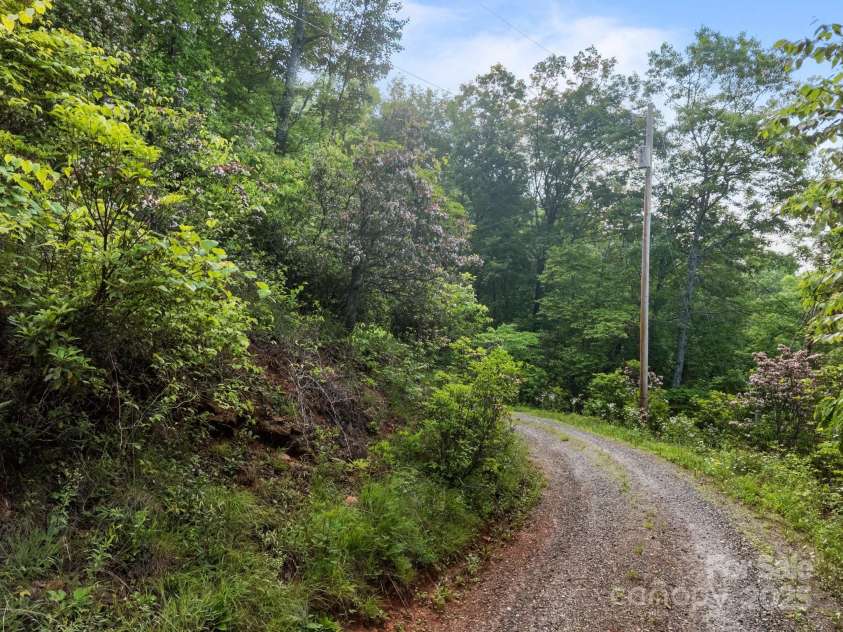 10 Turkey Trot Trail, Sylva, NC 28779.  MLS# CAR4268592, YatesRealty ID 18627. 