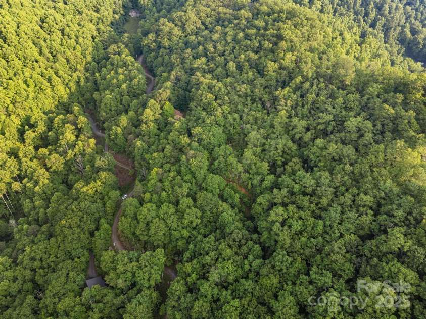 10 Turkey Trot Trail, Sylva, NC 28779.  MLS# CAR4268592, YatesRealty ID 18627. 