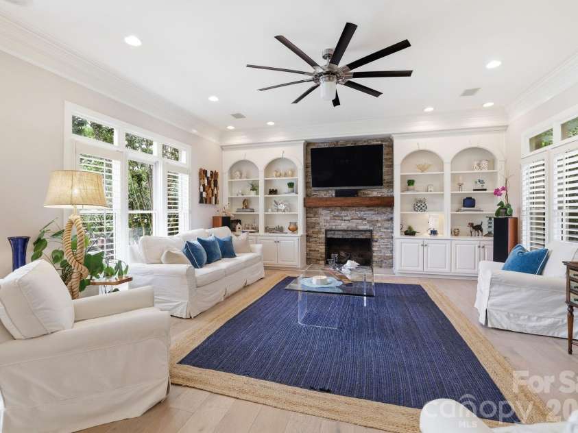 12503 Three Lakes Drive, Charlotte, NC 28277.  MLS# CAR4361015, YatesRealty ID 18628. 