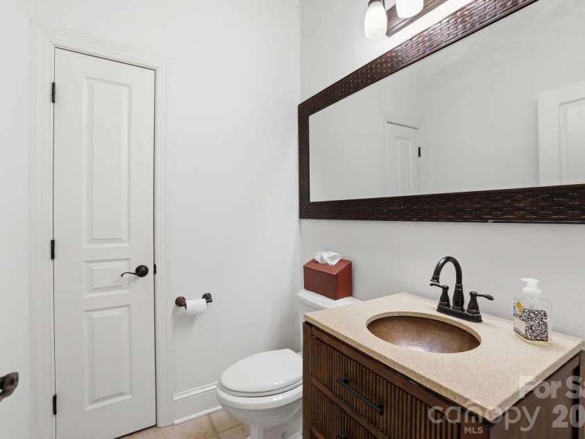 12503 Three Lakes Drive, Charlotte, NC 28277.  MLS# CAR4361015, YatesRealty ID 18628. 