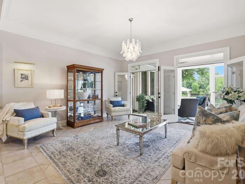 12503 Three Lakes Drive, Charlotte, NC 28277.  MLS# CAR4361015, YatesRealty ID 18628. 