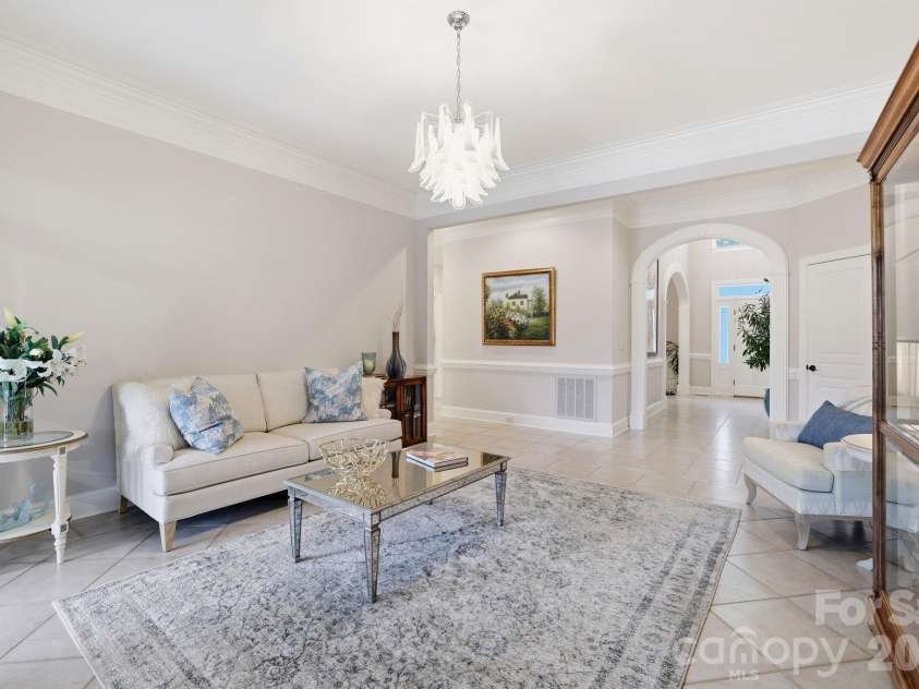 12503 Three Lakes Drive, Charlotte, NC 28277.  MLS# CAR4361015, YatesRealty ID 18628. 