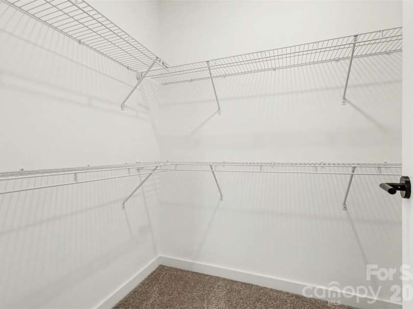 112 Hilltop Drive, Gastonia, NC 28054.  MLS# CAR4370883, YatesRealty ID 18629. 