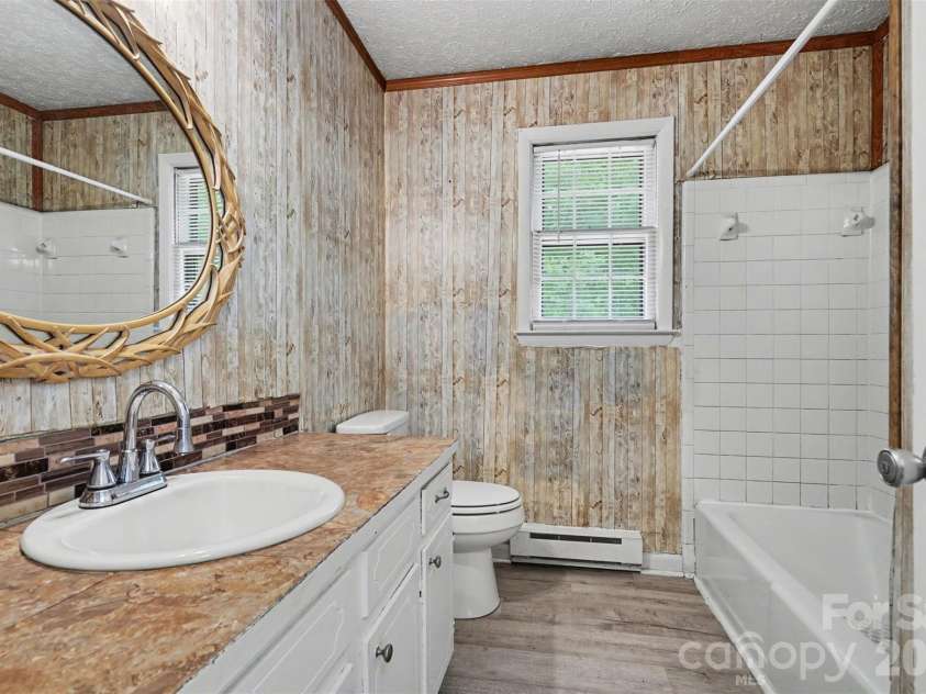 1332 Frederick Street, Shelby, NC 28150.  MLS# CAR4374077, YatesRealty ID 18630. 