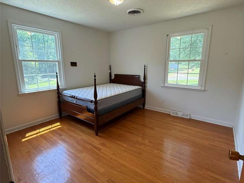 1821 Beaman Street, Shelby, NC 28152.  MLS# CAR4260027, YatesRealty ID 18630. 