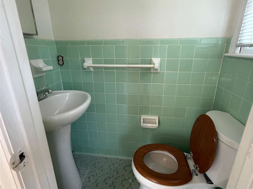 1821 Beaman Street, Shelby, NC 28152.  MLS# CAR4260027, YatesRealty ID 18630. 