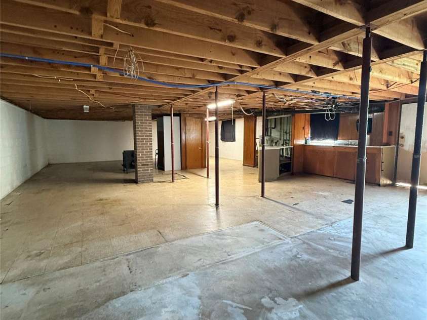 1821 Beaman Street, Shelby, NC 28152.  MLS# CAR4260027, YatesRealty ID 18630. 