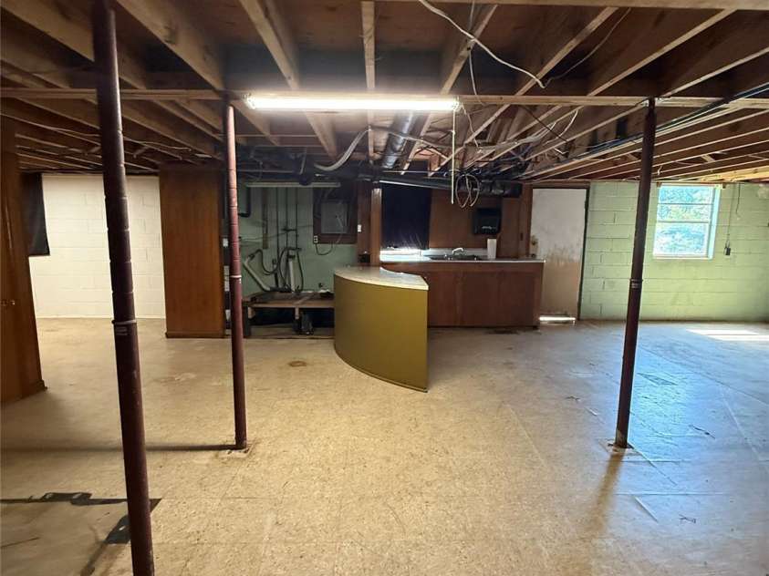 1821 Beaman Street, Shelby, NC 28152.  MLS# CAR4260027, YatesRealty ID 18630. 