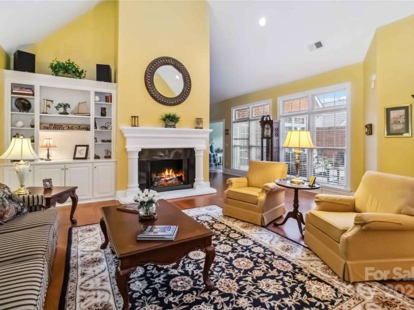 1302 Warrington Place, Rock Hill, SC 29732.  MLS# CAR4265675, YatesRealty ID 18631. 