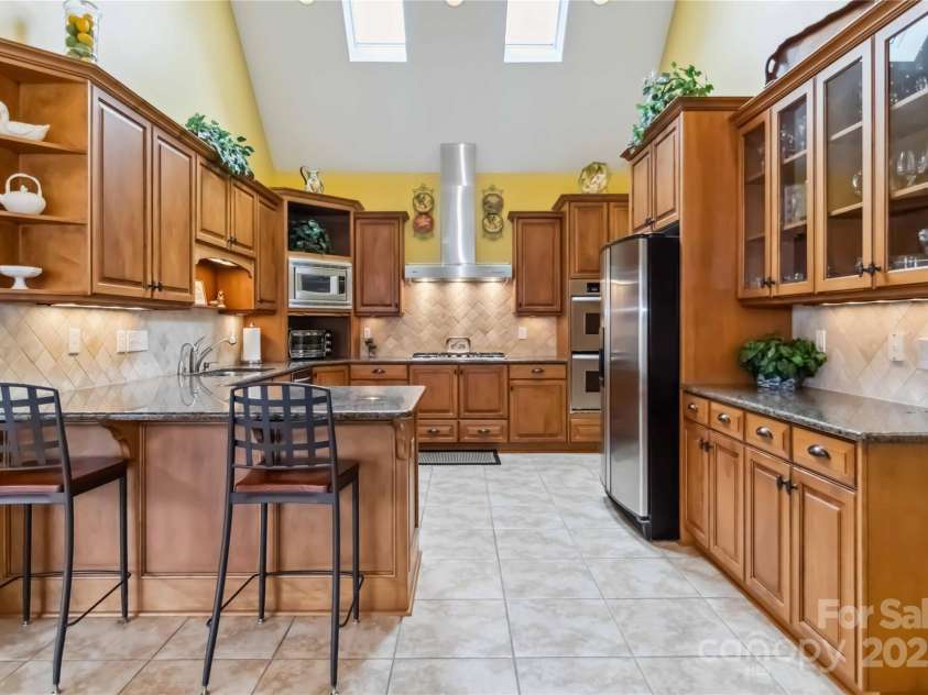 1302 Warrington Place, Rock Hill, SC 29732.  MLS# CAR4265675, YatesRealty ID 18631. 