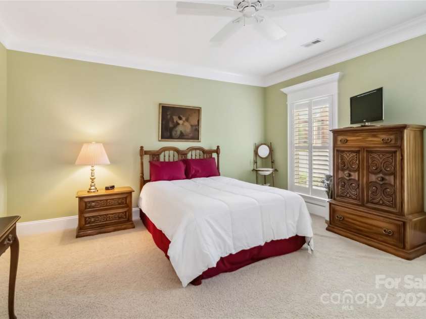 1302 Warrington Place, Rock Hill, SC 29732.  MLS# CAR4265675, YatesRealty ID 18631. 