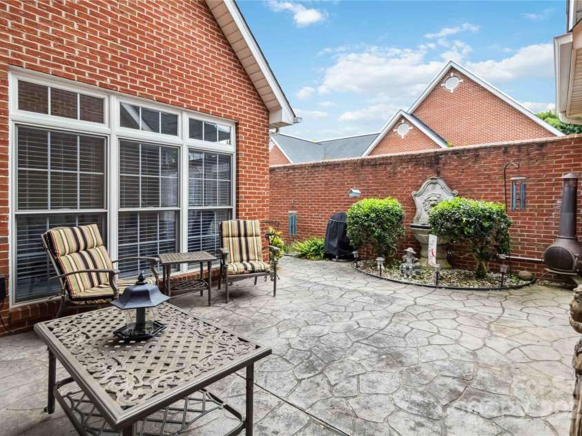 1302 Warrington Place, Rock Hill, SC 29732.  MLS# CAR4265675, YatesRealty ID 18631. 