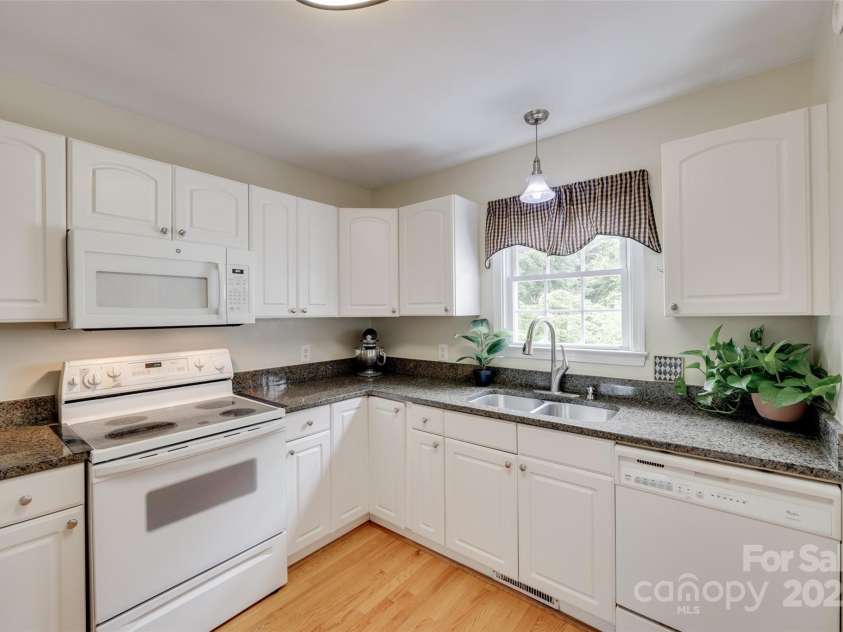 2132 Cubla Court, Rock Hill, SC 29732.  MLS# CAR4267606, YatesRealty ID 18632. 