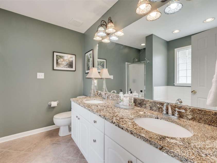 2132 Cubla Court, Rock Hill, SC 29732.  MLS# CAR4267606, YatesRealty ID 18632. Primary Bath