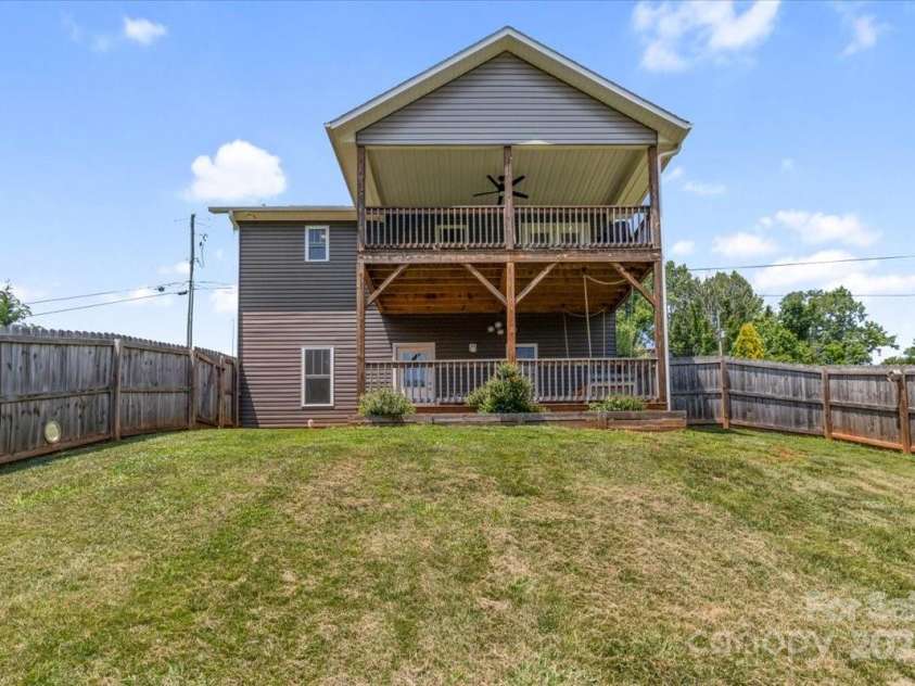 39 Curtis Miles Road, Alexander, NC 28701.  MLS# CAR4266171, YatesRealty ID 18633. 