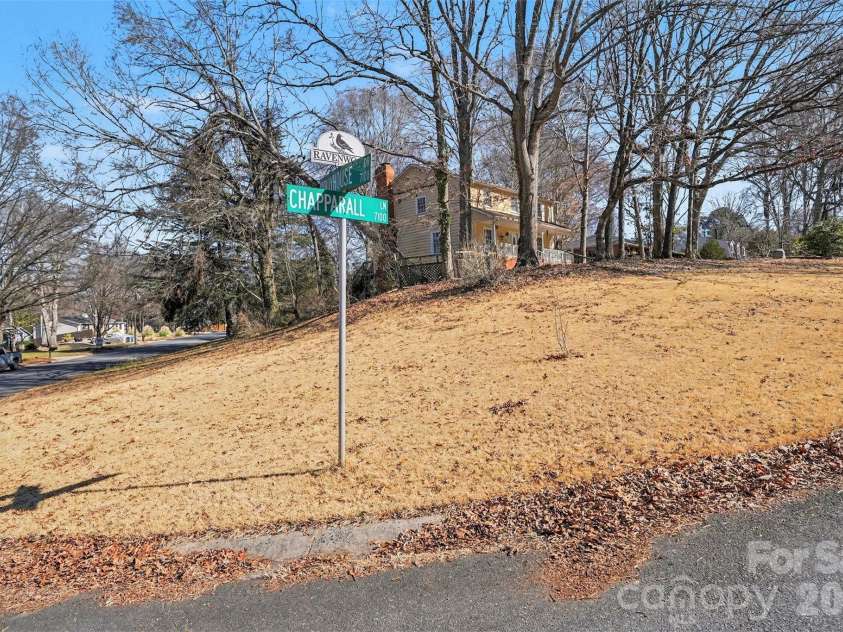 7144 CHAPPARALL Lane, Charlotte, NC 28215.  MLS# CAR4335752, YatesRealty ID 18633. 