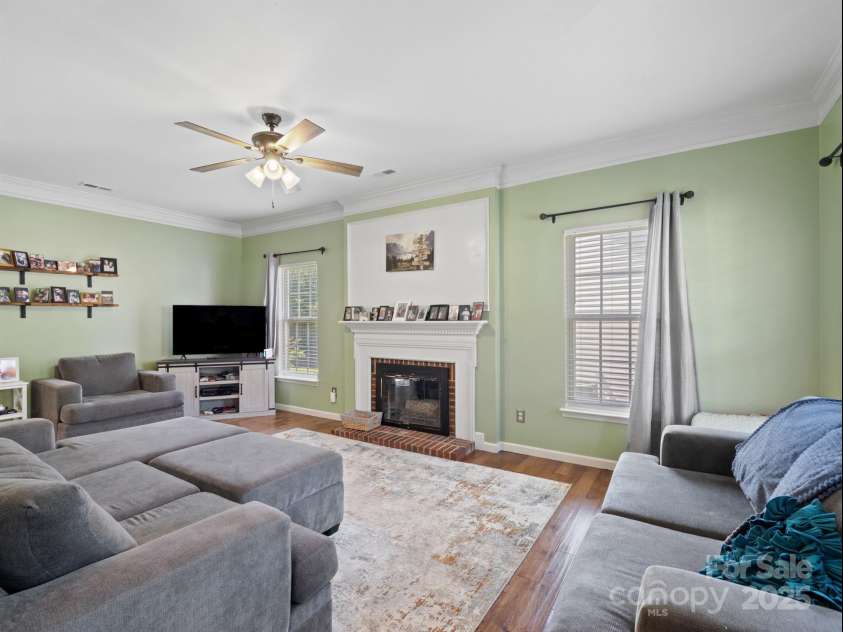 5535 Whispering Wind Lane, Indian Trail, NC 28079.  MLS# CAR4137462, YatesRealty ID 18635. Living Room