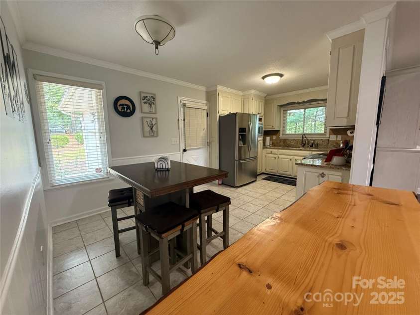 18 Olde Duffers Drive, Nebo, NC 28761.  MLS# CAR4266024, YatesRealty ID 18637. 