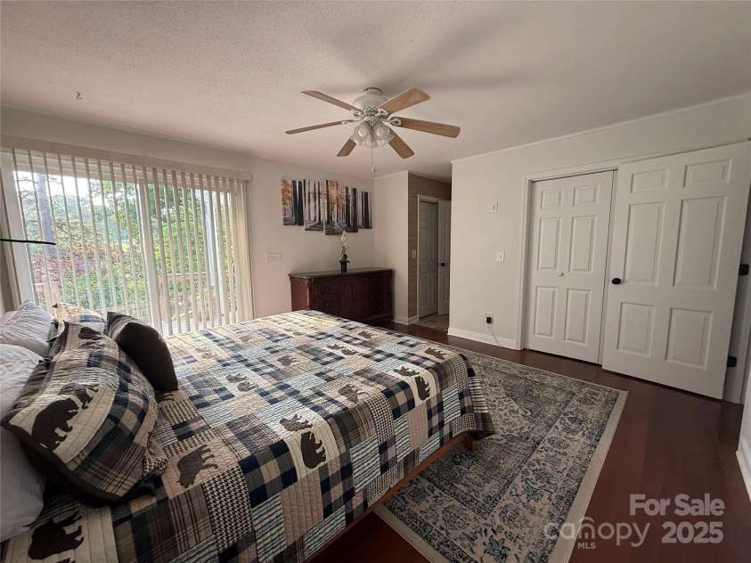 18 Olde Duffers Drive, Nebo, NC 28761.  MLS# CAR4266024, YatesRealty ID 18637. 