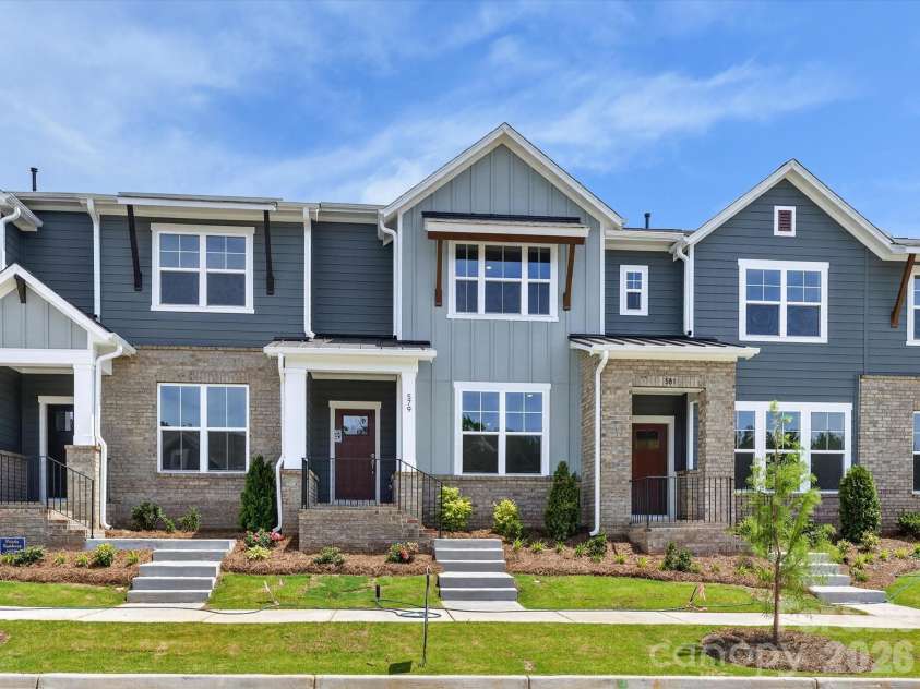 579 Cape Cod Way, Rock Hill, SC 29732.  MLS# CAR4377161, YatesRealty ID 18637. 