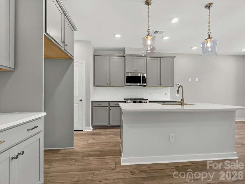 579 Cape Cod Way, Rock Hill, SC 29732.  MLS# CAR4377161, YatesRealty ID 18637. 