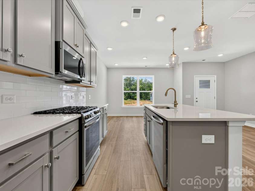 579 Cape Cod Way, Rock Hill, SC 29732.  MLS# CAR4377161, YatesRealty ID 18637. 