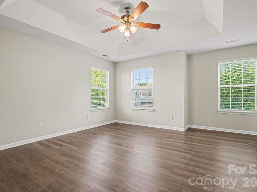 11632 Larix Drive, Charlotte, NC 28273.  MLS# CAR4369894, YatesRealty ID 18638. 
