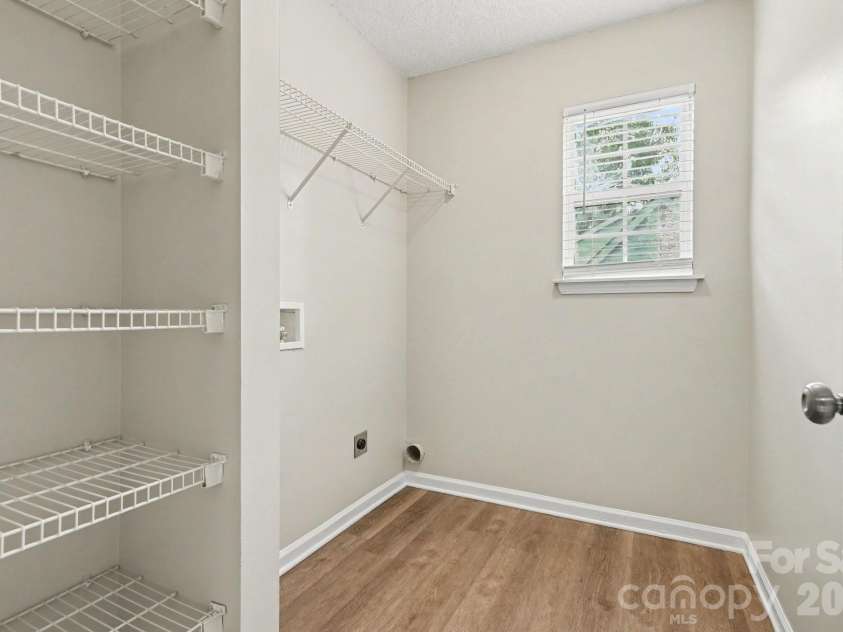 11632 Larix Drive, Charlotte, NC 28273.  MLS# CAR4369894, YatesRealty ID 18638. 