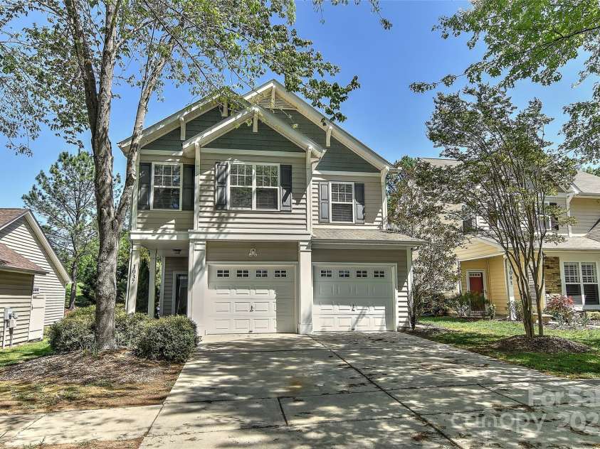1037 Hammond Drive, Matthews, NC 28104.  MLS# CAR4246179, YatesRealty ID 18639. 