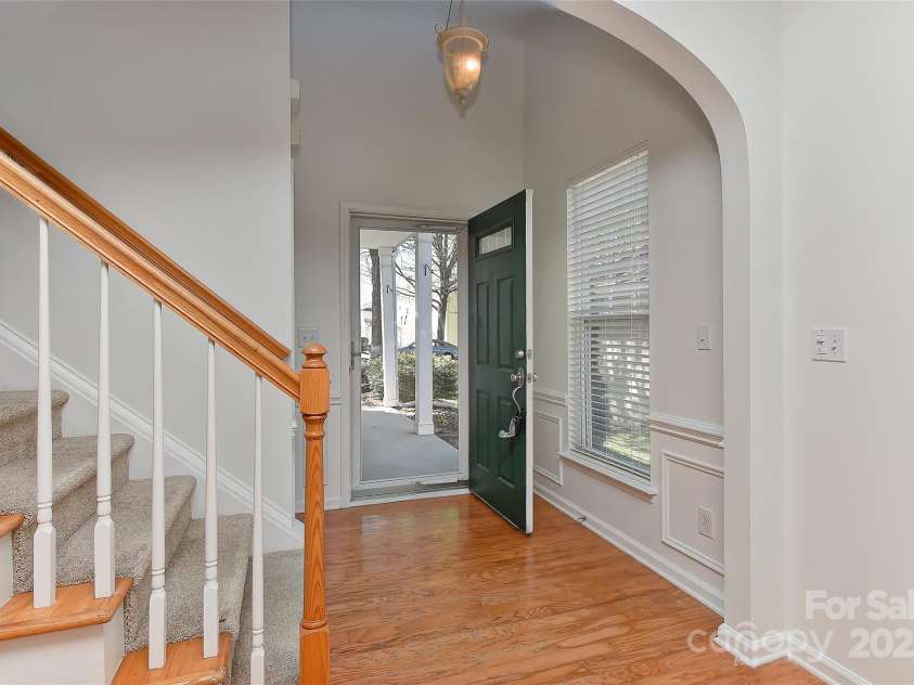 1037 Hammond Drive, Matthews, NC 28104.  MLS# CAR4246179, YatesRealty ID 18639. 
