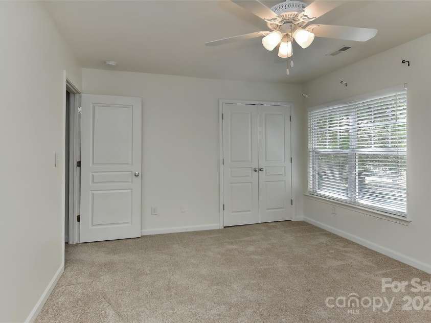 1037 Hammond Drive, Matthews, NC 28104.  MLS# CAR4246179, YatesRealty ID 18639. 