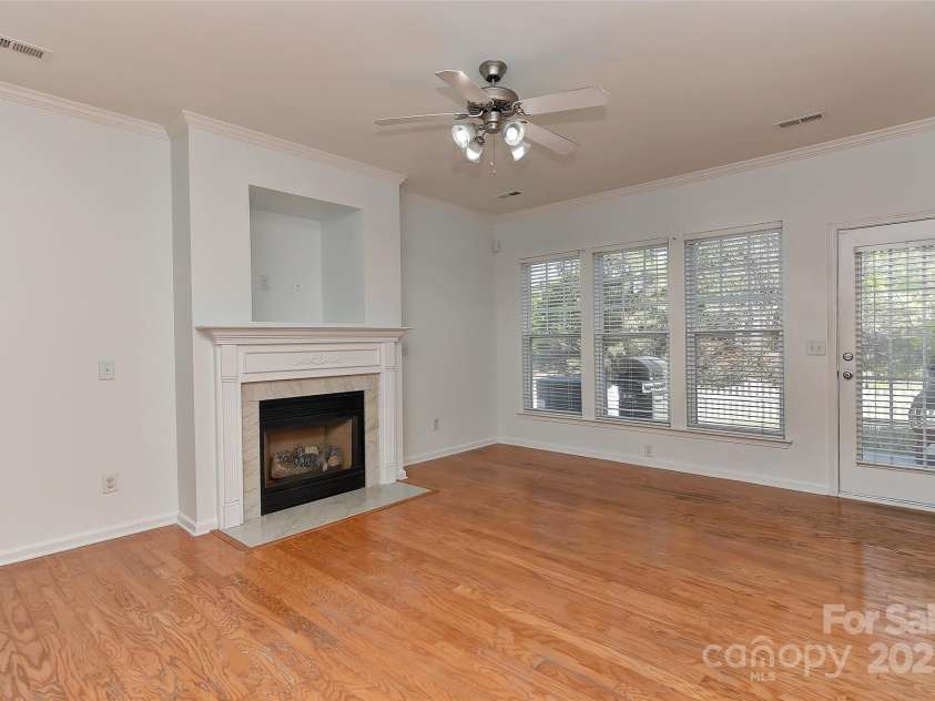 1037 Hammond Drive, Matthews, NC 28104.  MLS# CAR4246179, YatesRealty ID 18639. 