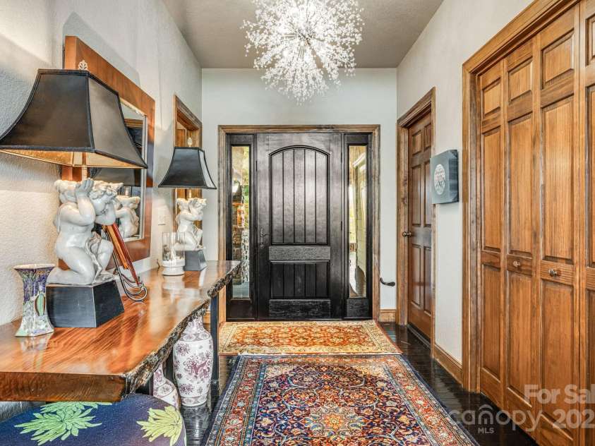 115 Mountainside Lane, Mars Hill, NC 28754.  MLS# CAR4310904, YatesRealty ID 1864. 