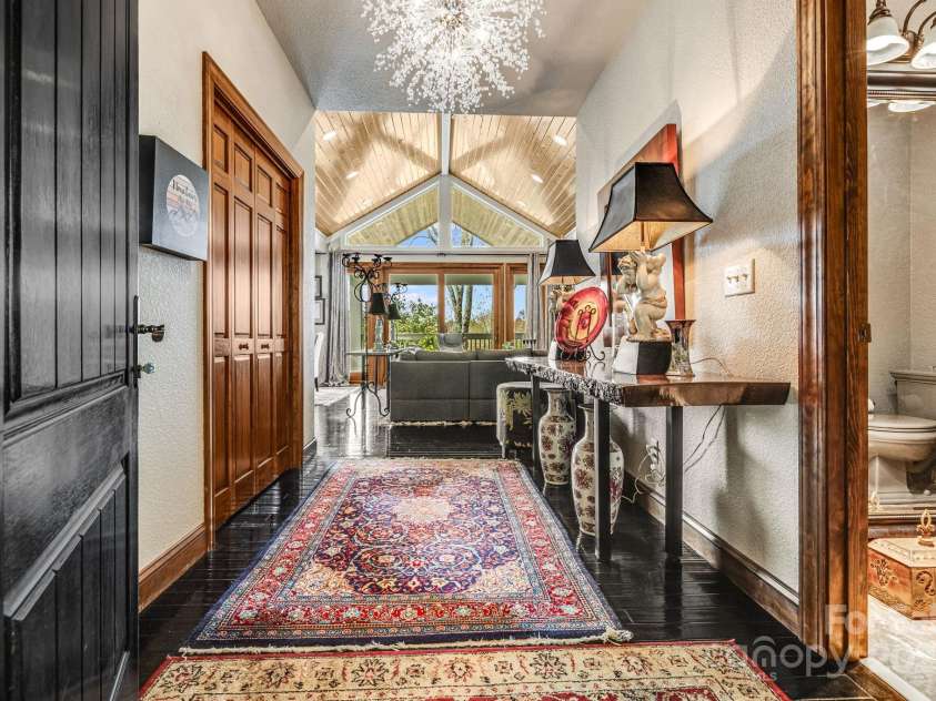 115 Mountainside Lane, Mars Hill, NC 28754.  MLS# CAR4310904, YatesRealty ID 1864. 