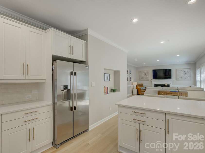 10907 Mcalpine Valley Court, Charlotte, NC 28277.  MLS# CAR4375796, YatesRealty ID 18640. 