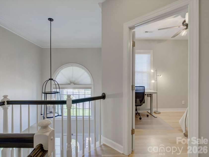 10907 Mcalpine Valley Court, Charlotte, NC 28277.  MLS# CAR4375796, YatesRealty ID 18640. 