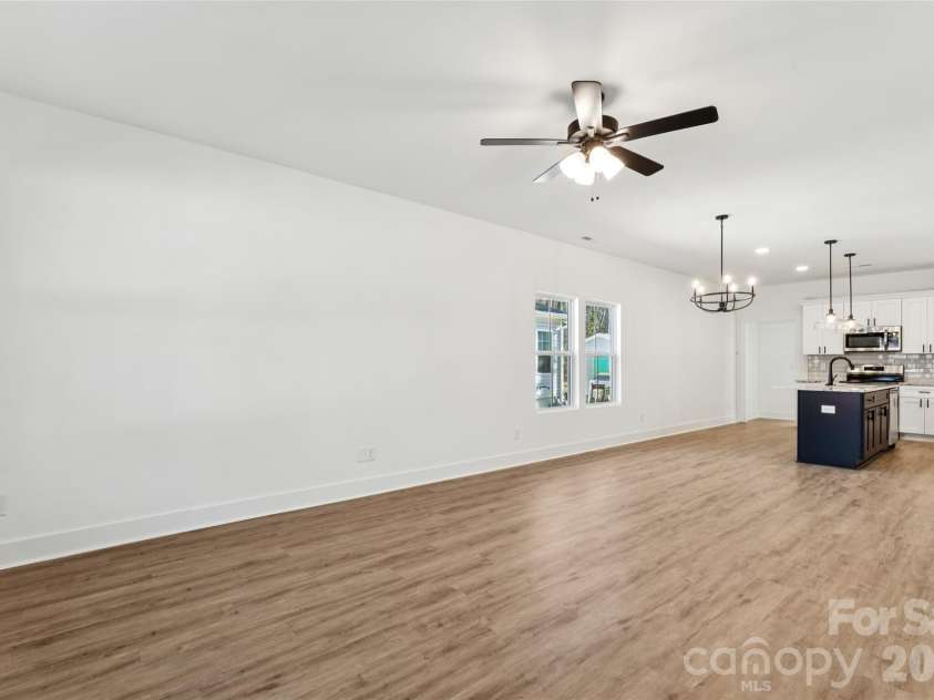 427 Mint Street, Rock Hill, SC 29730.  MLS# CAR4347556, YatesRealty ID 18641. 