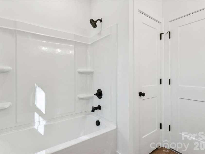 427 Mint Street, Rock Hill, SC 29730.  MLS# CAR4347556, YatesRealty ID 18641. 