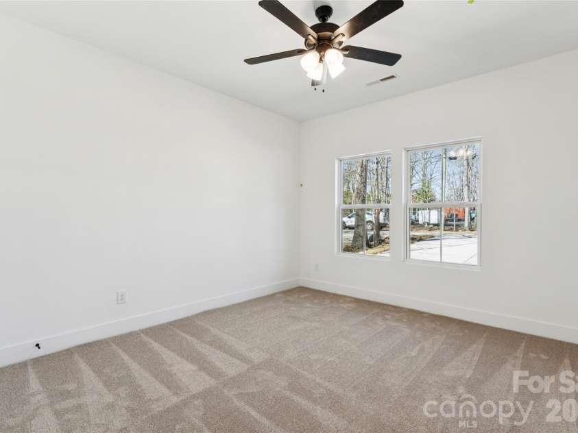 427 Mint Street, Rock Hill, SC 29730.  MLS# CAR4347556, YatesRealty ID 18641. 