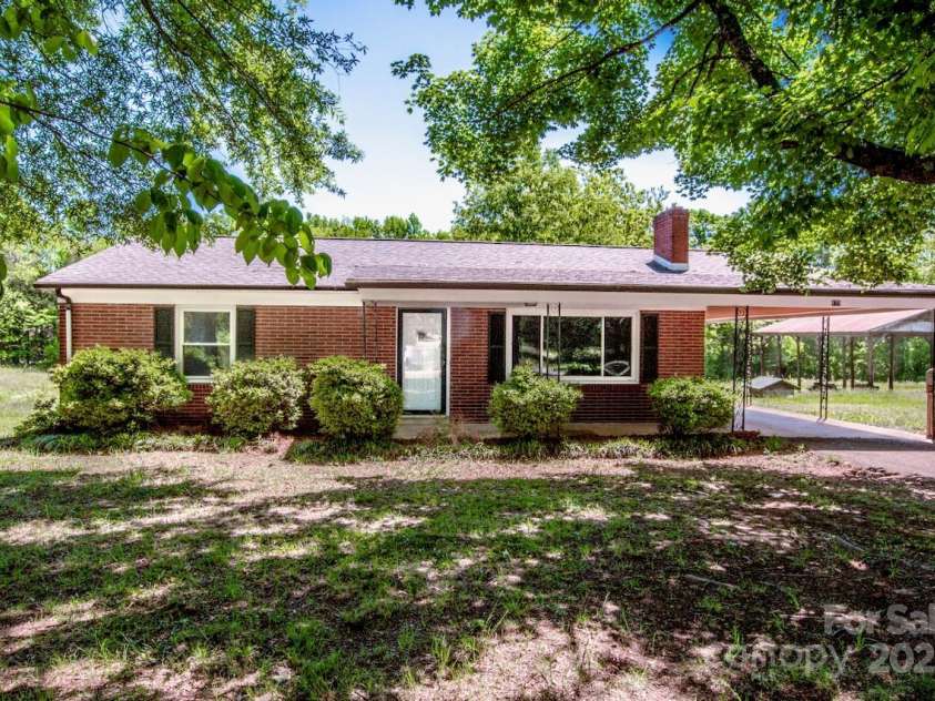 175 Triplett Road, Cleveland, NC 27013.  MLS# CAR4255250, YatesRealty ID 18643. 