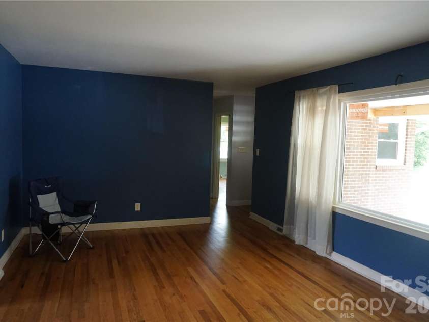620 Diamondhead Drive, Lenoir, NC 28645.  MLS# CAR4340105, YatesRealty ID 18643. 