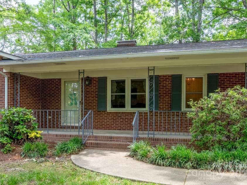 403 Cherrywood Lane, Albemarle, NC 28001.  MLS# CAR4260137, YatesRealty ID 18644. 