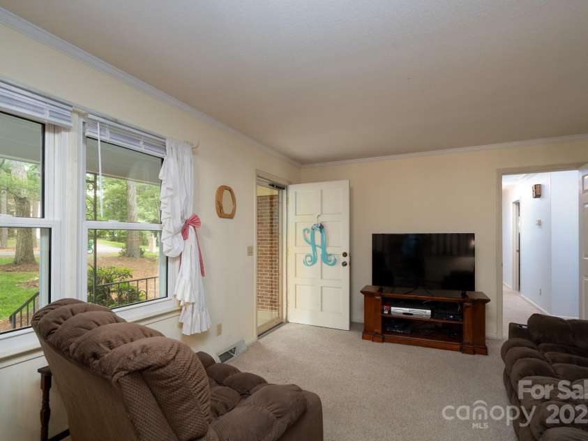 403 Cherrywood Lane, Albemarle, NC 28001.  MLS# CAR4260137, YatesRealty ID 18644. 