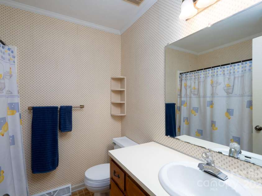 403 Cherrywood Lane, Albemarle, NC 28001.  MLS# CAR4260137, YatesRealty ID 18644. 